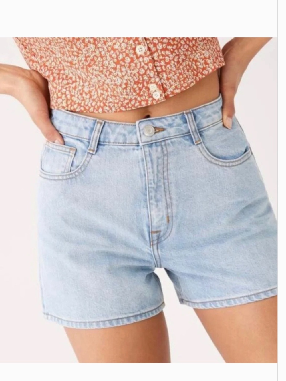 NWT FRANK AND OAK STEVIE TAPERED FIT MOM SHORTS LIGHT BLUE - 27